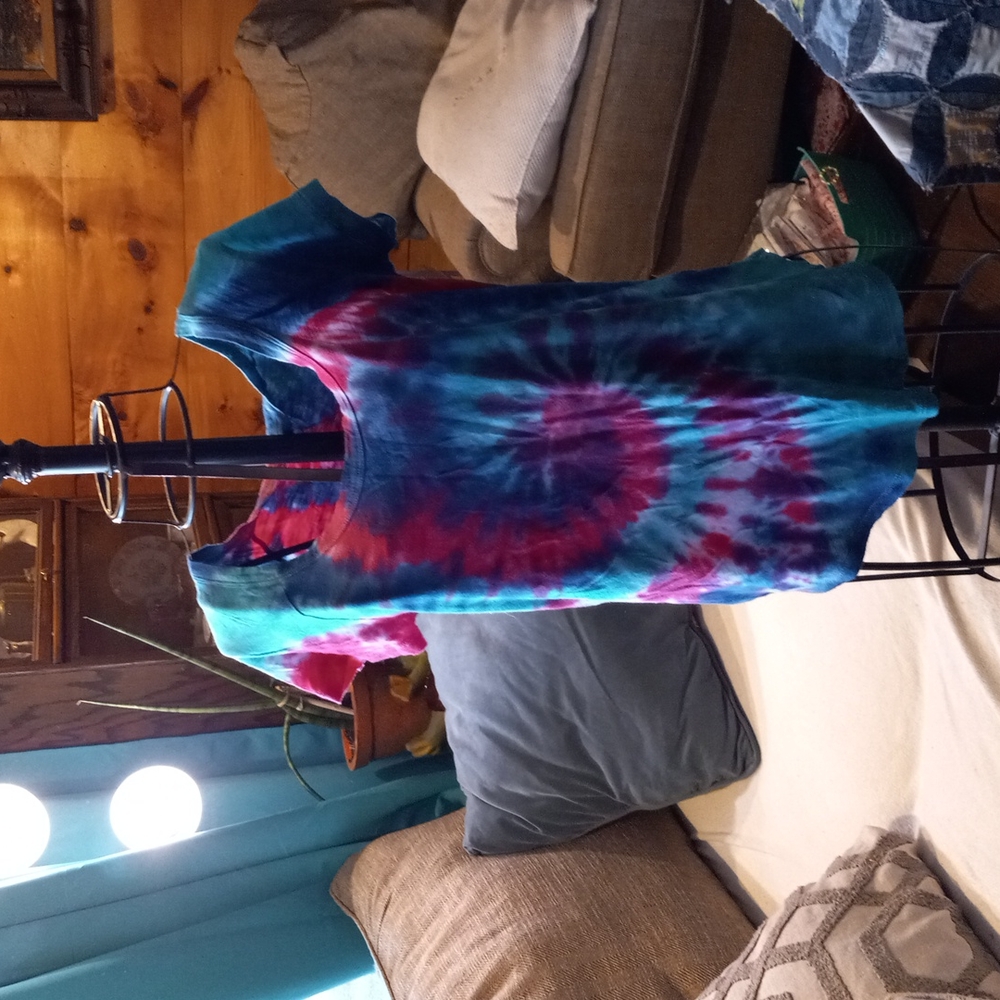 Tee shirt